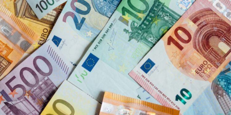 EUR/GBP gains momentum as EU inflation data tampers ECB dovish expectations