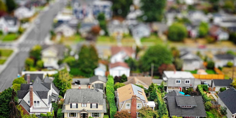 Real estate is the preferred long-term investment for Americans