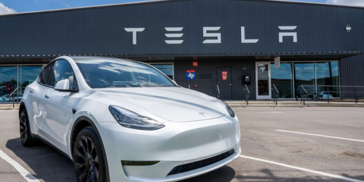 Authorities claim that a 58-year-old Canadian man attempted to sell trade secrets he had stolen from Tesla on YouTube