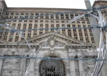 Ford Plans Its Own Future While Saving a Detroit Train Station