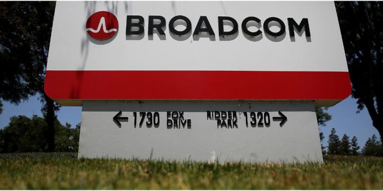 Coverage of Broadcom (NASDAQ:AVGO) Started by Melius Research Analysts