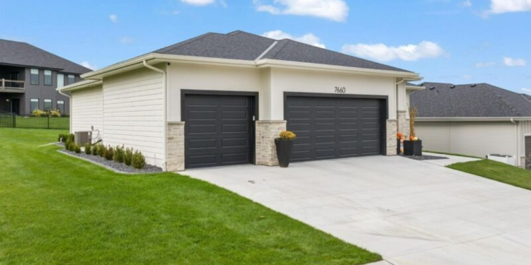 Spacious 4-Bedroom Home in Bennington, Colorado