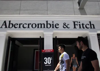 JPMorgan Updates Rating for Abercrombie & Fitch and SVV Stocks