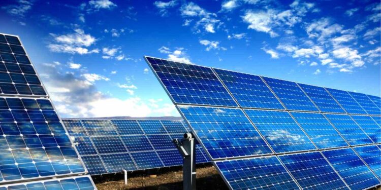 U.S. Solar Industry Pushes for Retroactive Tariffs on Surging Panel Imports from Vietnam and Thailand